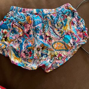 Summer shorts colorful/floral flowy